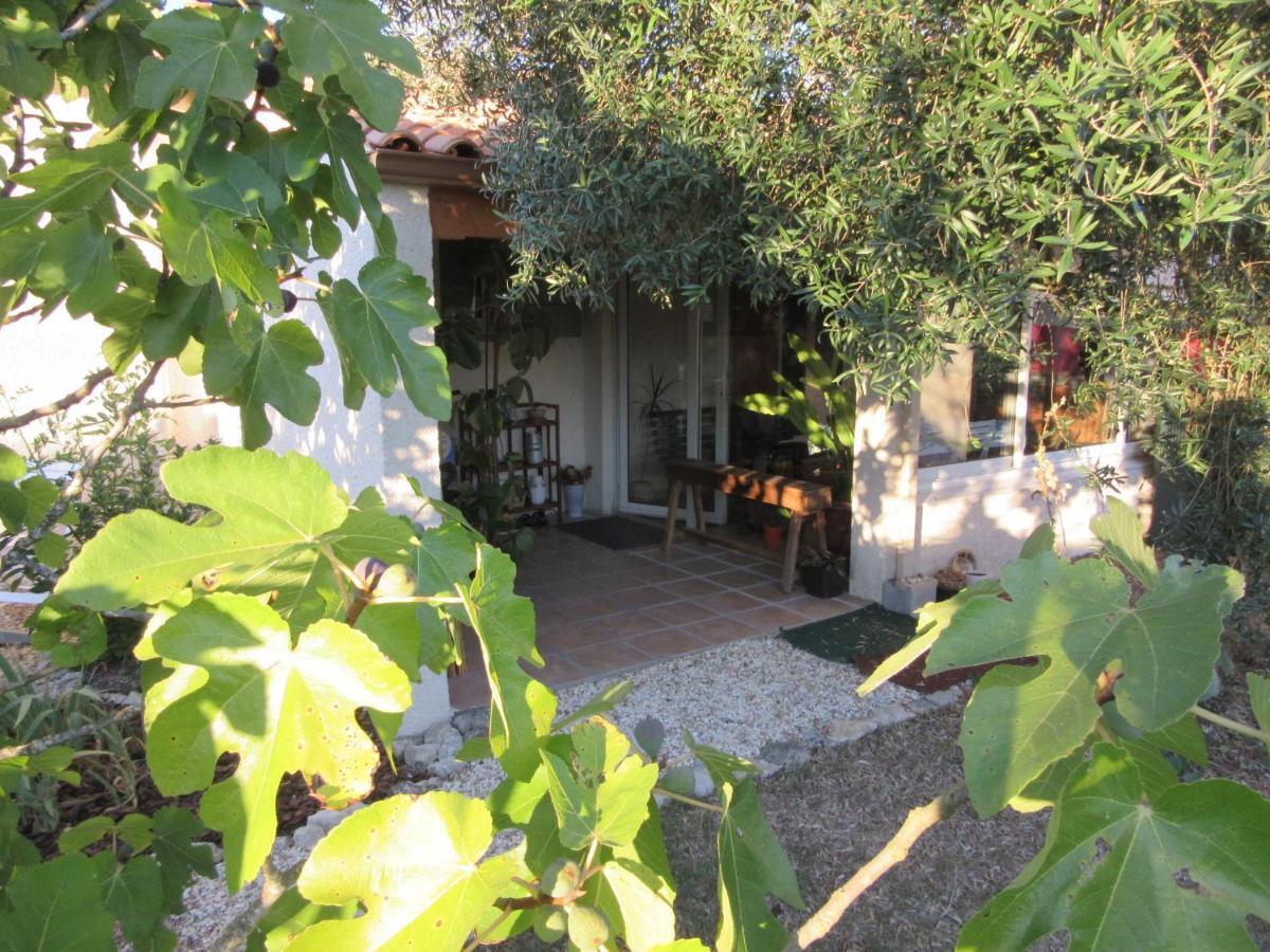 Bed and Breakfast Maranatha à Les Gonds Extérieur photo